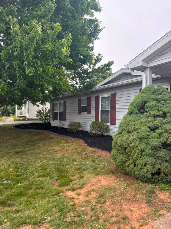 Mulching & Landscape Beds